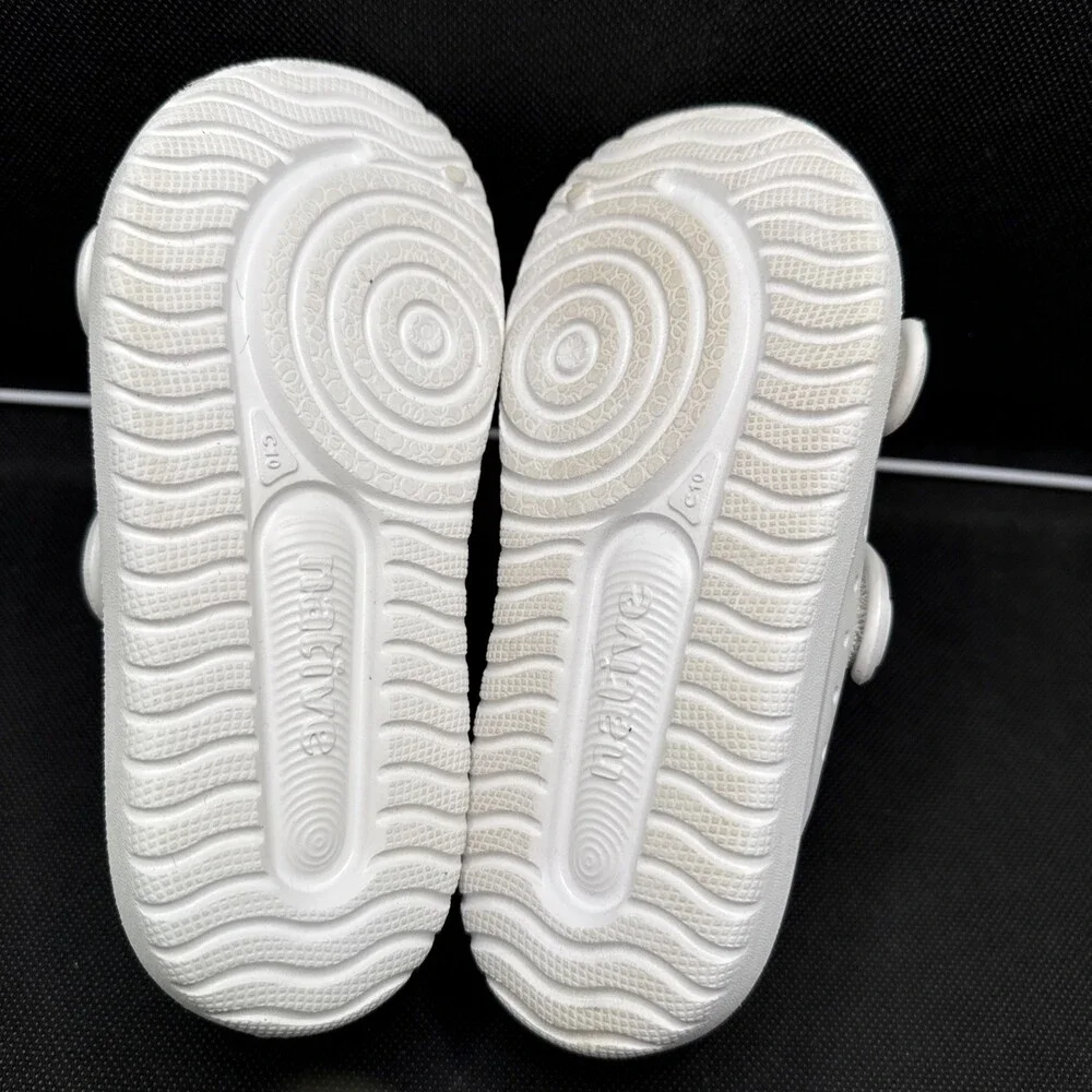 Native Shoes Chase Sandals Kids US 10 White Sugarlite Adjustable Strap UZB42 - Picture 15 of 15